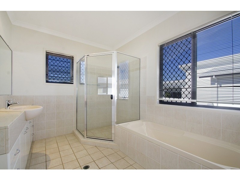 108 Chelsea Crescent, Minyama QLD 4575