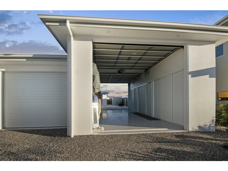 6 Macon Street, Birtinya QLD 4575