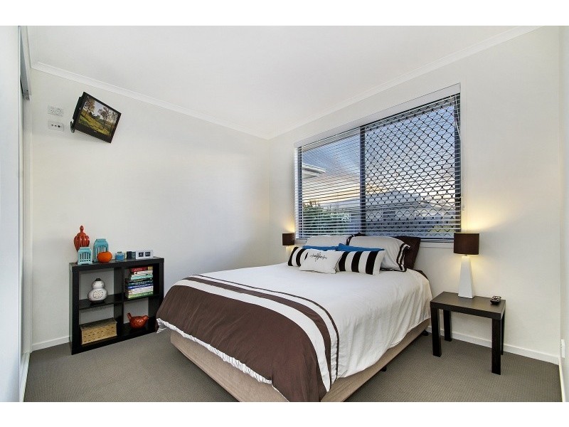 6 Macon Street, Birtinya QLD 4575