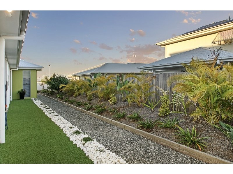 6 Macon Street, Birtinya QLD 4575