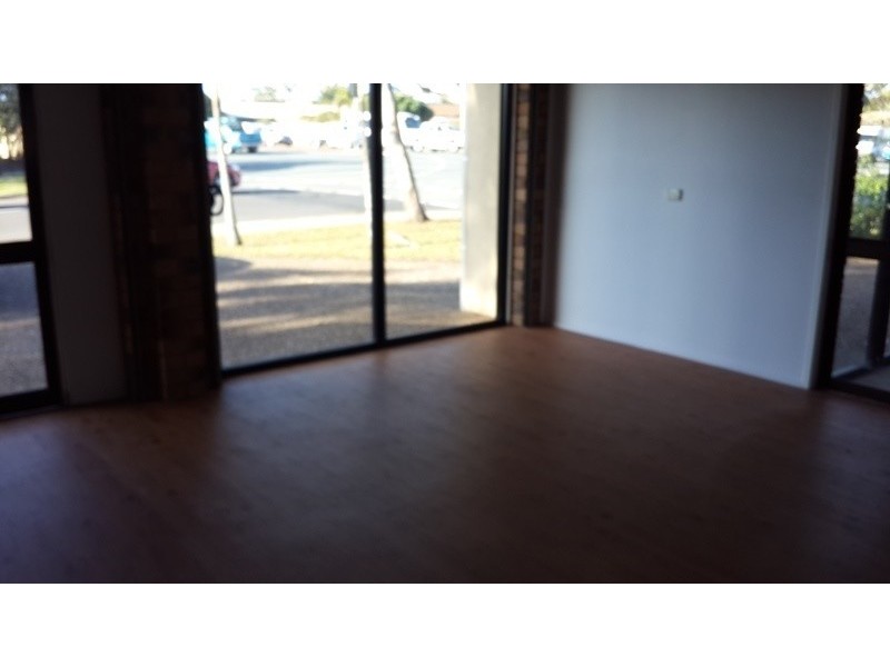 60 Nicklin, Warana QLD 4575