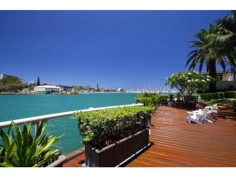 17 Minyama Island, Minyama QLD 4575