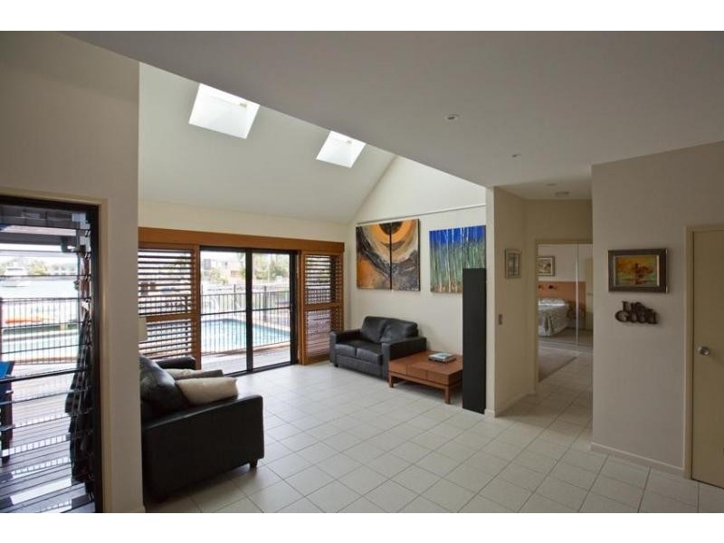7 Kumbada Court, Minyama QLD 4575