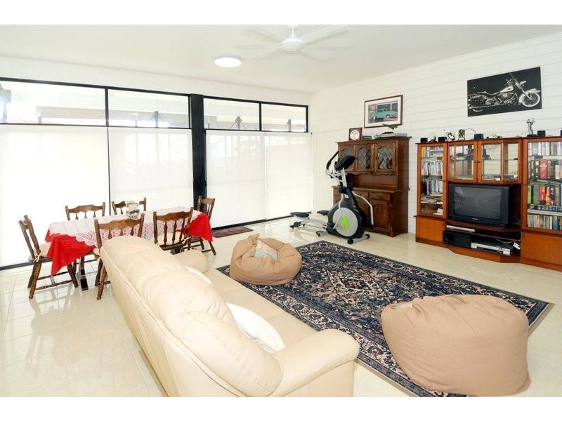 90 Sugar Bag Road, Little Mountain QLD 4551