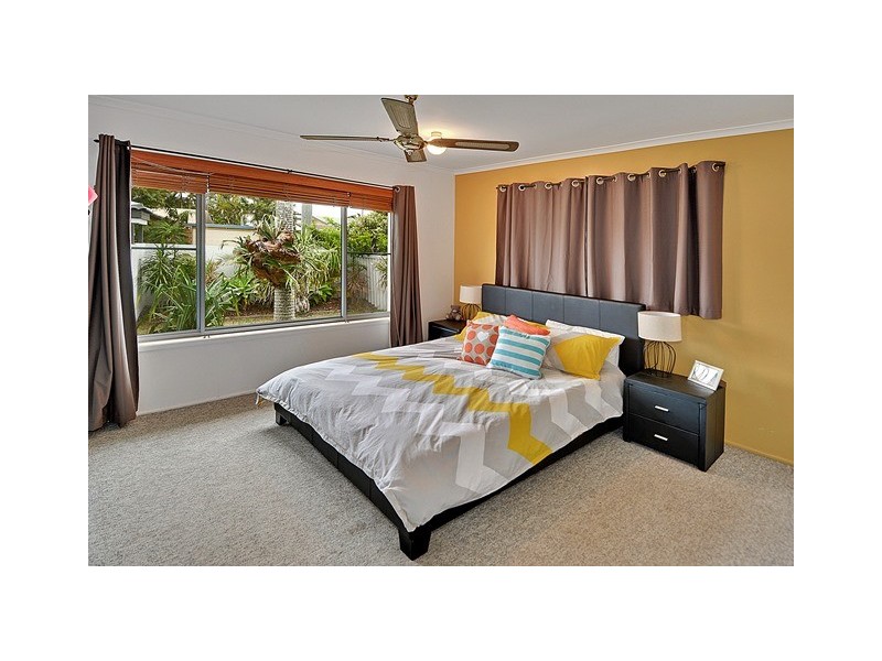 80 Lapoinya Crescent, Warana QLD 4575