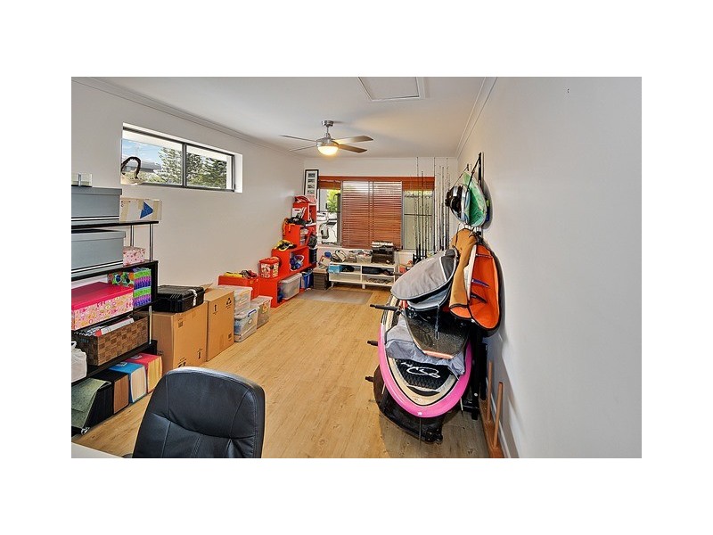 80 Lapoinya Crescent, Warana QLD 4575