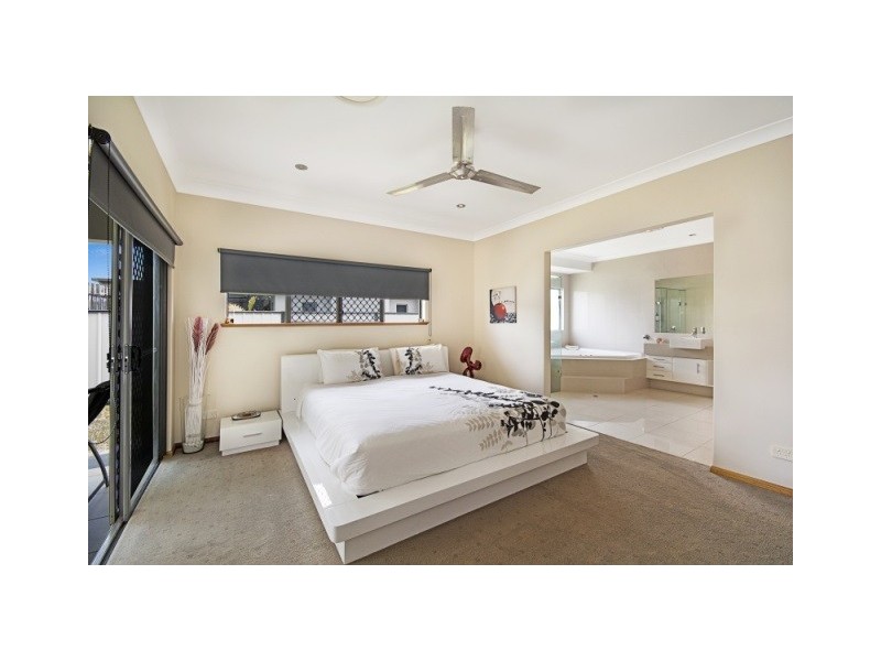 3 Francis Court, Pelican Waters QLD 4551