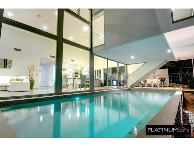 1 Mooloolah Island, Minyama QLD 4575