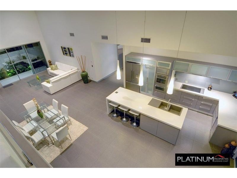 1 Mooloolah Island, Minyama QLD 4575