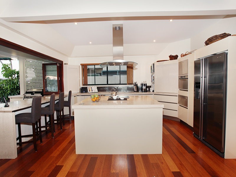 4 Oak Court, Minyama QLD 4575
