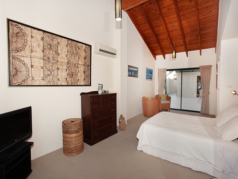 4 Oak Court, Minyama QLD 4575