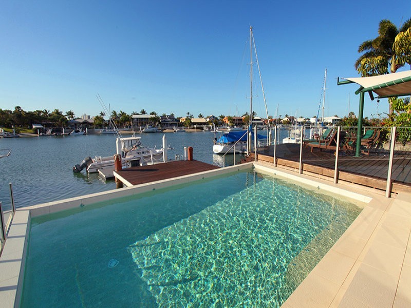 4 Oak Court, Minyama QLD 4575