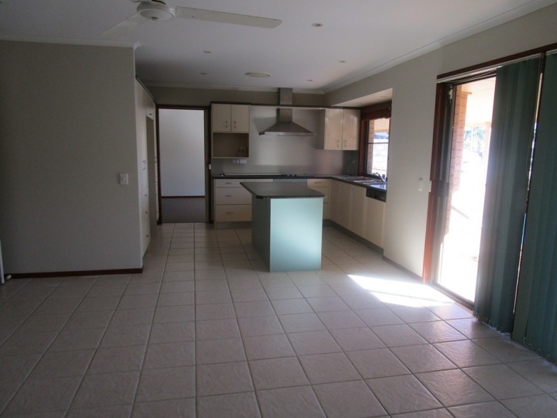 14 Kumbada Court, Minyama QLD 4575