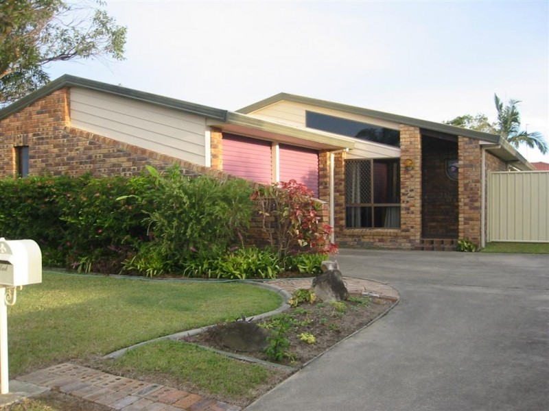 28 Currong Street, Minyama QLD 4575