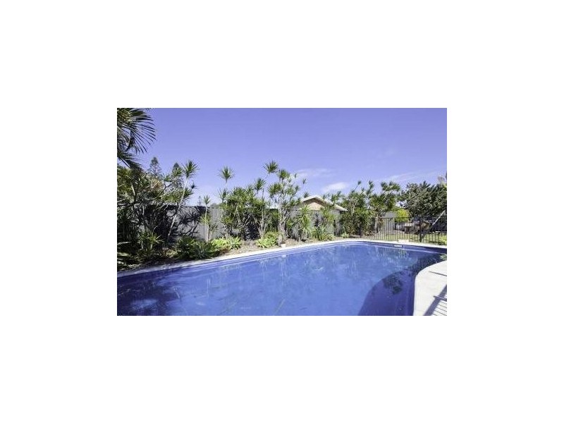 24 Koorin Drive, Warana QLD 4575