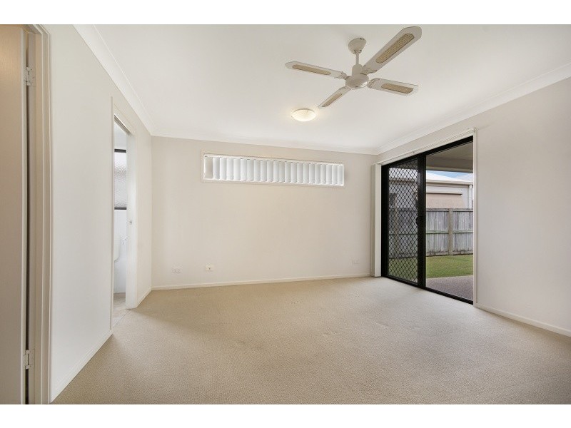 20 Sanibel Court, Kawana Island QLD 4575