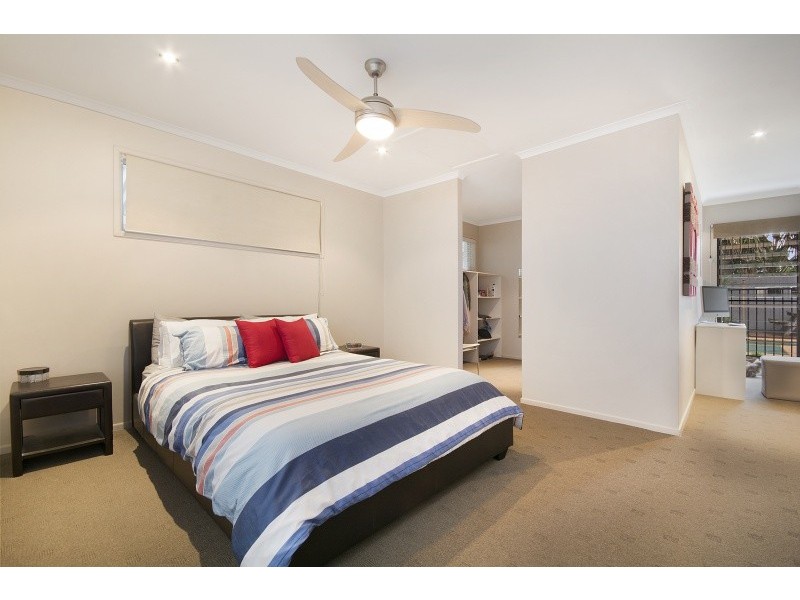 9 Kambora Street, Warana QLD 4575