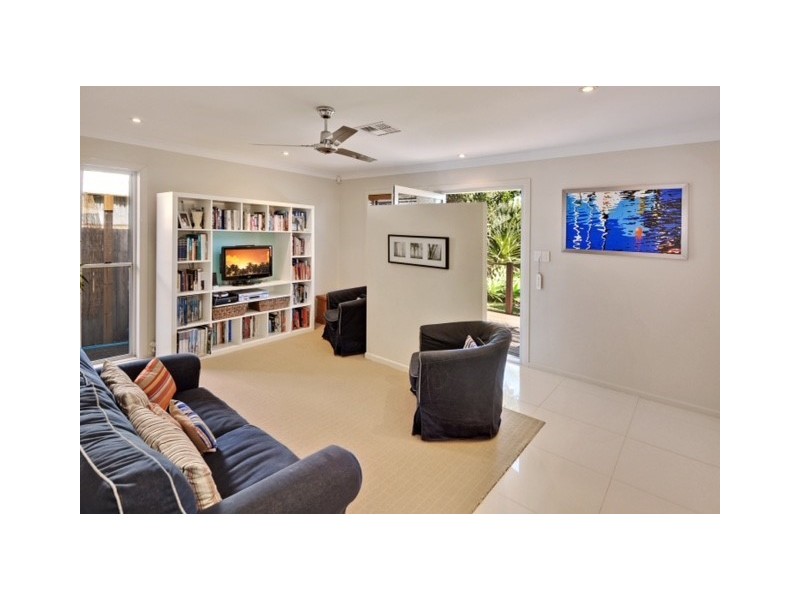 13 Lalwinya Street, Buddina QLD 4575