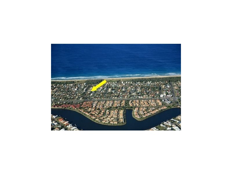 80 Lapoinya Crescent, Warana QLD 4575