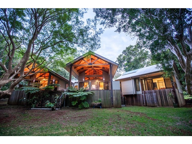 5 Glen Eden Court, Flaxton QLD 4560