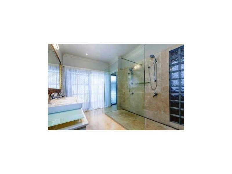 5 Glen Eden Court, Flaxton QLD 4560