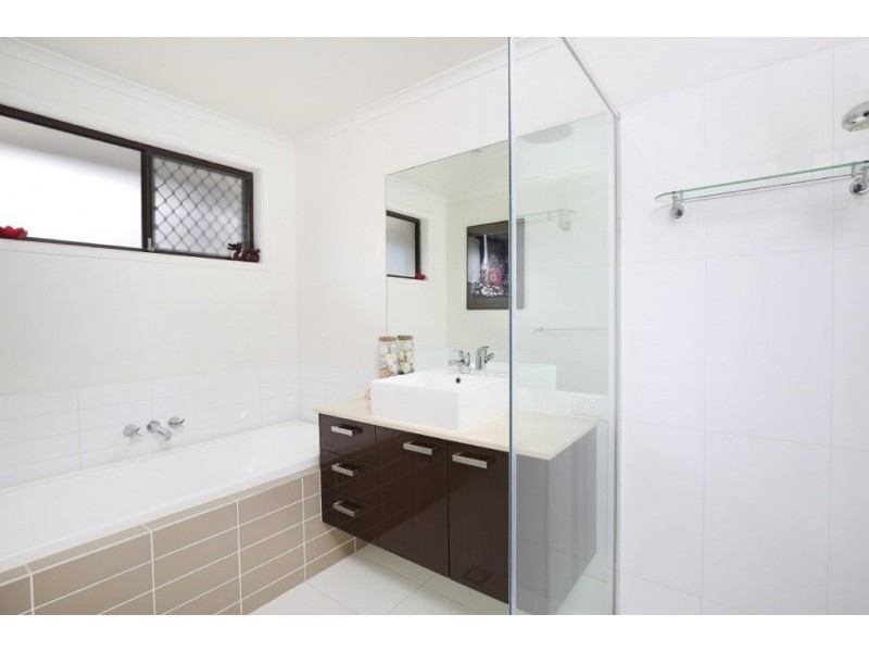 15 Chelsea Crescent, Minyama QLD 4575