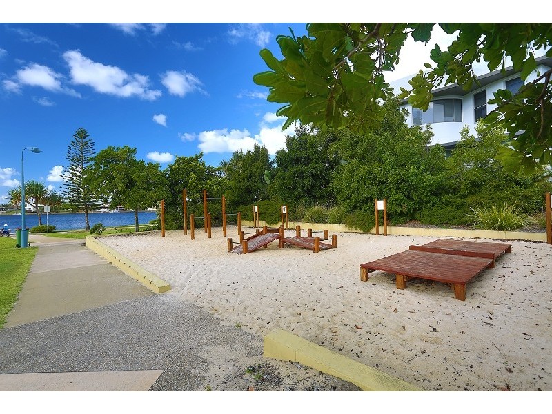 40/1 Grenada Way, Kawana Island QLD 4575