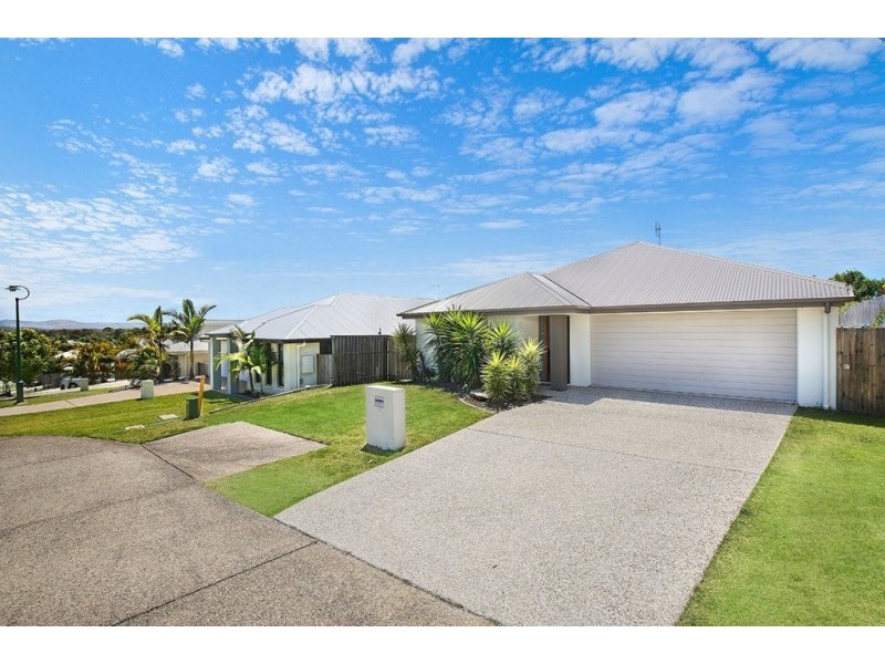 13 Riverstone Drive, Little Mountain QLD 4551