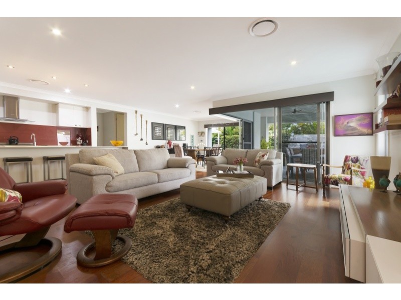 1 Tomkins Esplanade, Birtinya QLD 4575