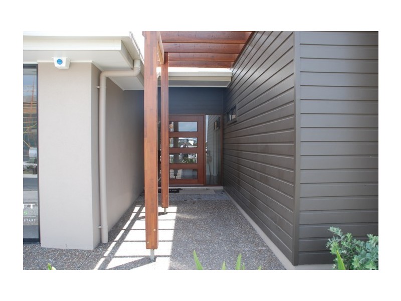26 Lighthouse Cct, Birtinya QLD 4575