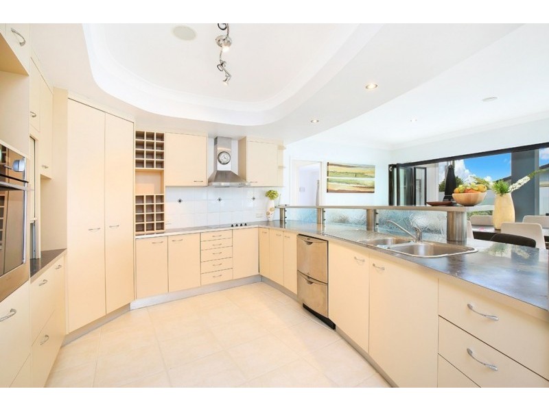 9 Mackay Street, Dicky Beach QLD 4551