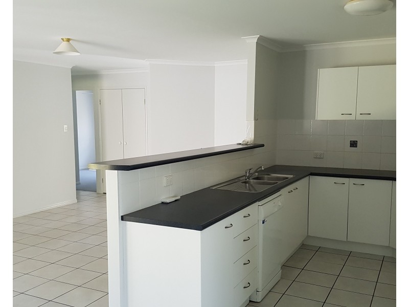 3 Kingfish Court, Mountain Creek QLD 4557