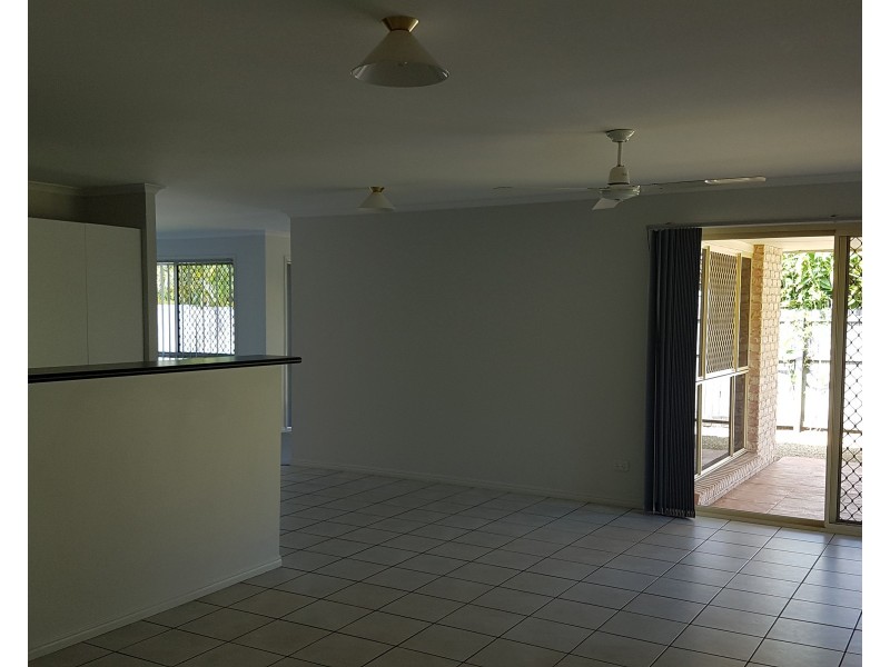 3 Kingfish Court, Mountain Creek QLD 4557