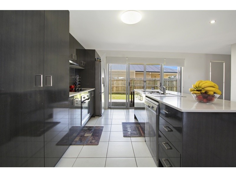 2/12 Bluefin Court, Mountain Creek QLD 4557