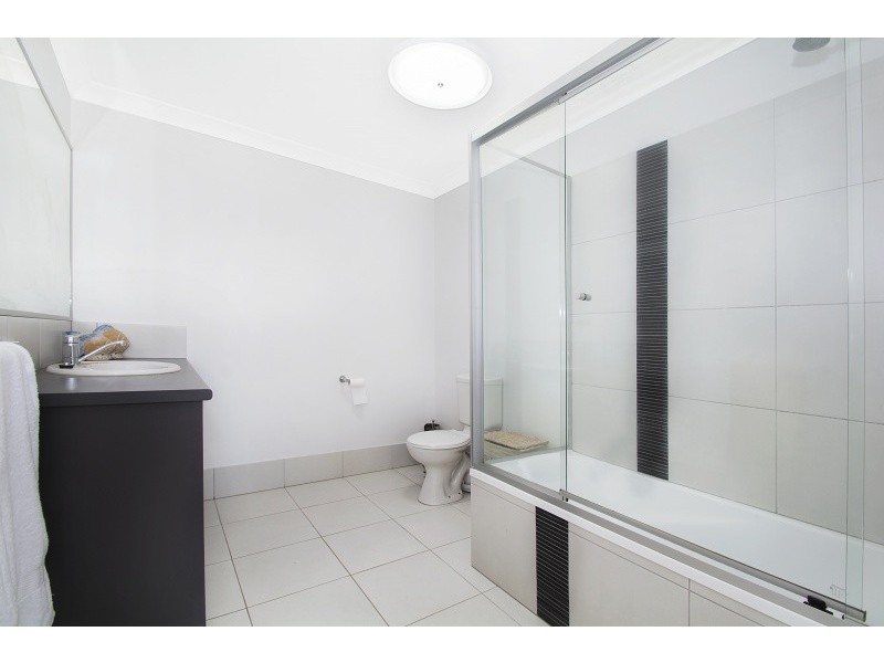 2/12 Bluefin Court, Mountain Creek QLD 4557
