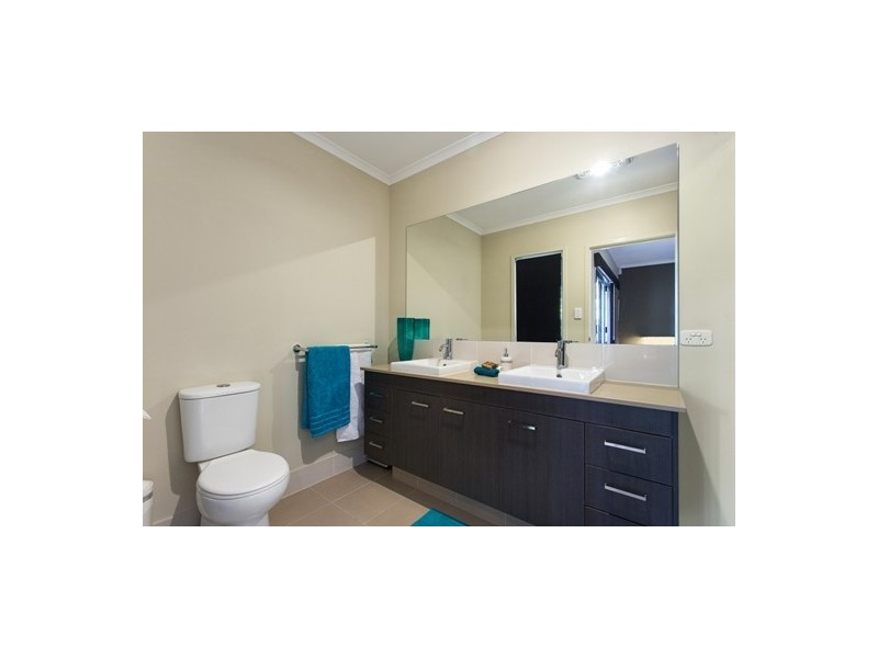 3 Sweep Court, Birtinya QLD 4575