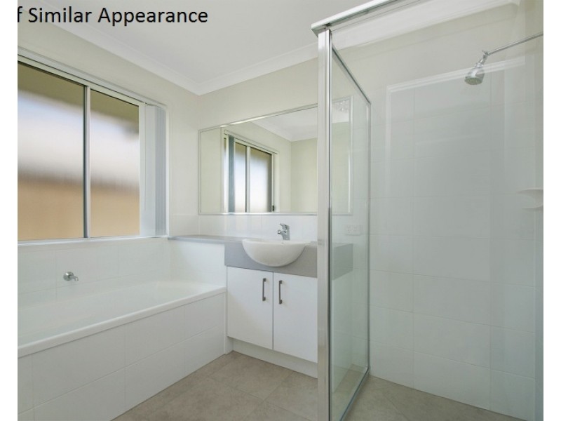 2/5 Joy Place, Meridan Plains QLD 4551