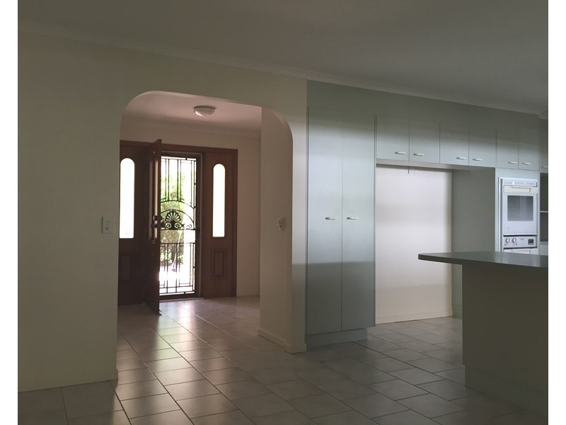 45a Lurnea Crescent, Mountain Creek QLD 4557