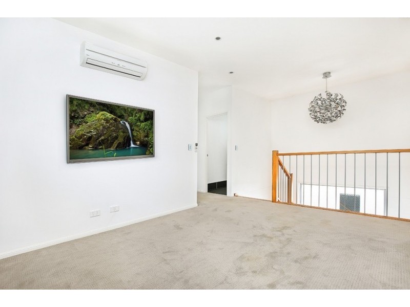 6 Sweep Court, Birtinya QLD 4575
