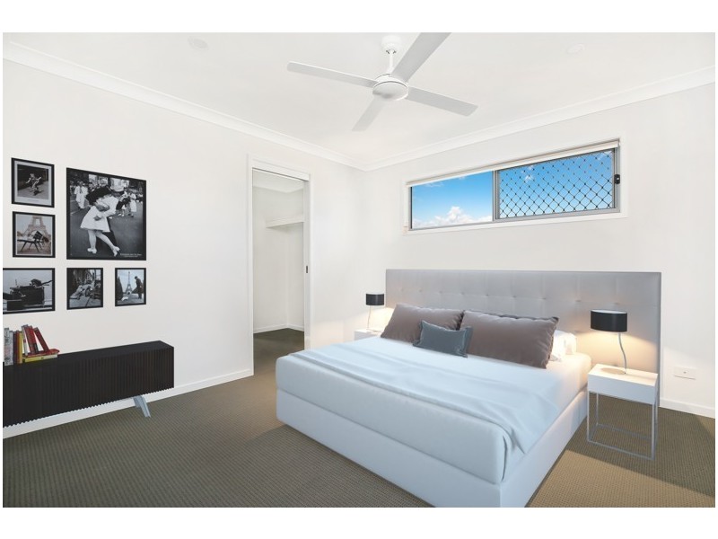 6 Bluff Street, Birtinya QLD 4575