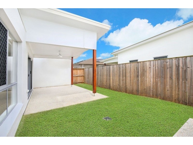 6 Bluff Street, Birtinya QLD 4575