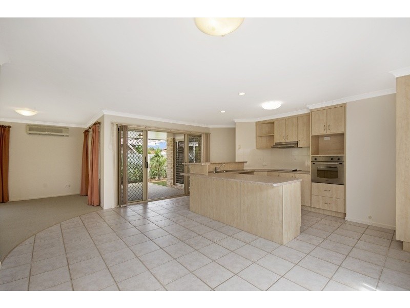 2 Green Place, Currimundi QLD 4551