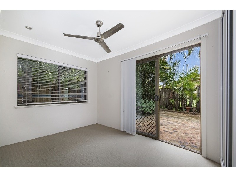 2/7 Maud, Caloundra QLD 4551