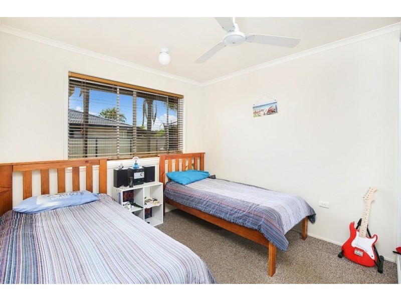 21 Bandaroo Street, Warana QLD 4575