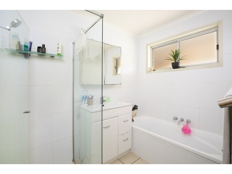 21 Bandaroo Street, Warana QLD 4575