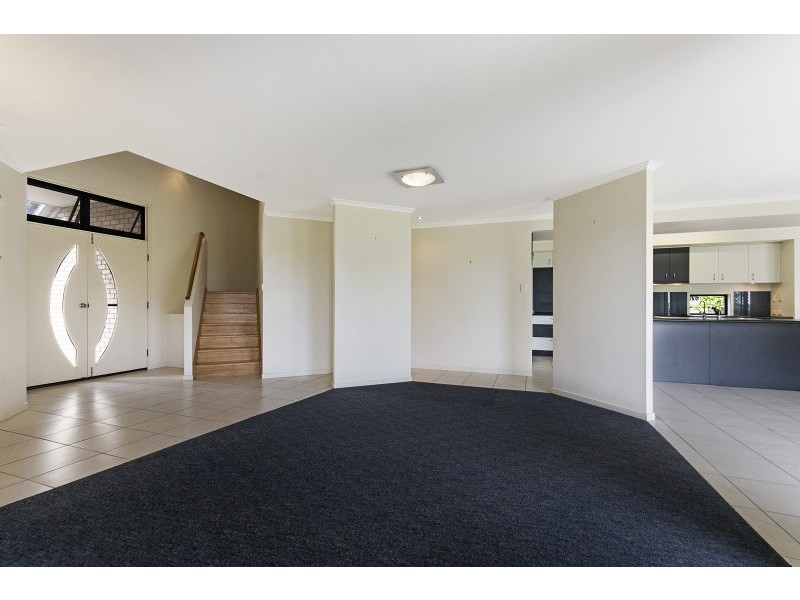 17 Corella Drive, Parrearra QLD 4575