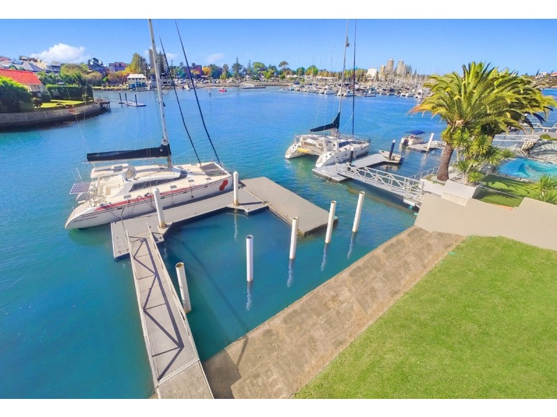 138 Mooloolah Drive, Minyama QLD 4575