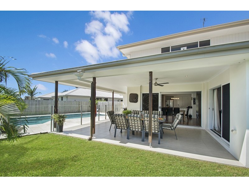 10 Wake Court, Birtinya QLD 4575
