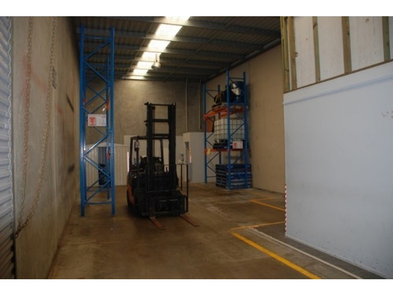 2/2 Dual Avenue, Warana QLD 4575