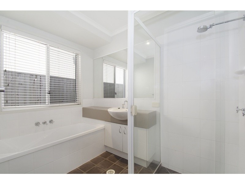 5 Sanibel Court, Parrearra QLD 4575